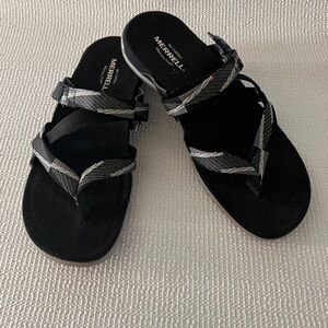 Merrell Air Cushion & Memory Foam Women's Black & Gray Slip On Thong Sandals